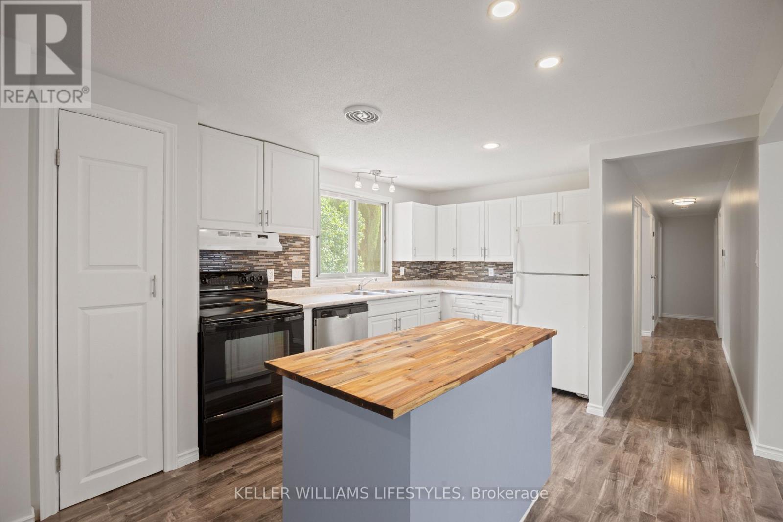 131 PRINCE STREET, North Middlesex (Parkhill) — photo 8
