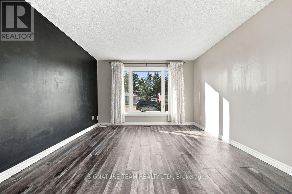 32 HERMAN STREET, Petawawa — photo 9