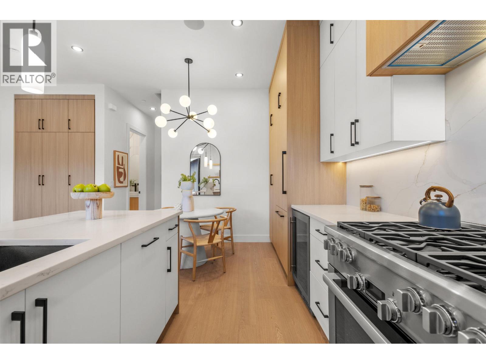 2 3873 W 22ND AVENUE, Vancouver — photo 9