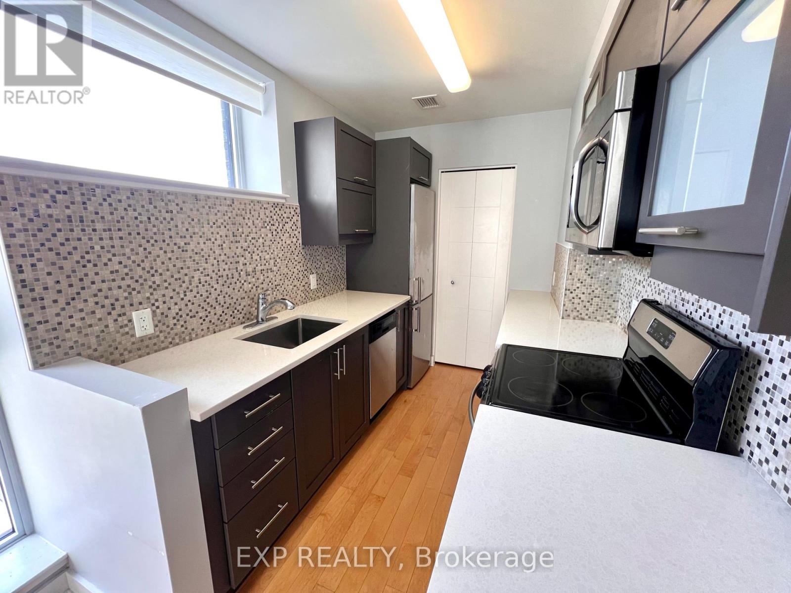 1 Bed, 1 Bath House for Sale in Ottawa – 2001 – 40 NEPEAN STREET, Ottawa – MLS# X13782030 - Image 21