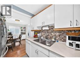 10, 219 90 Avenue SE - photo 9