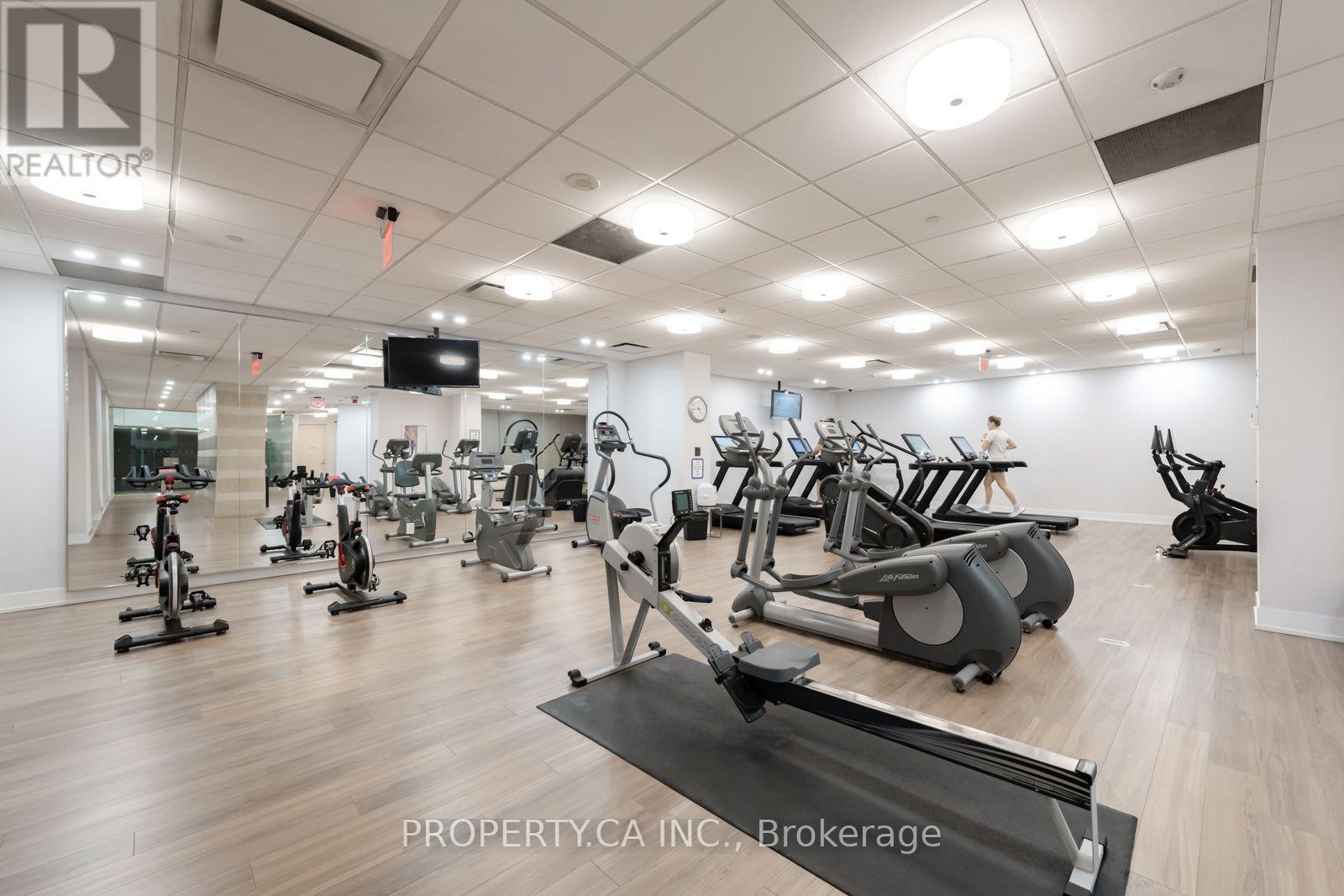 #1415 70 ROEHAMPTON AVENUE - 37