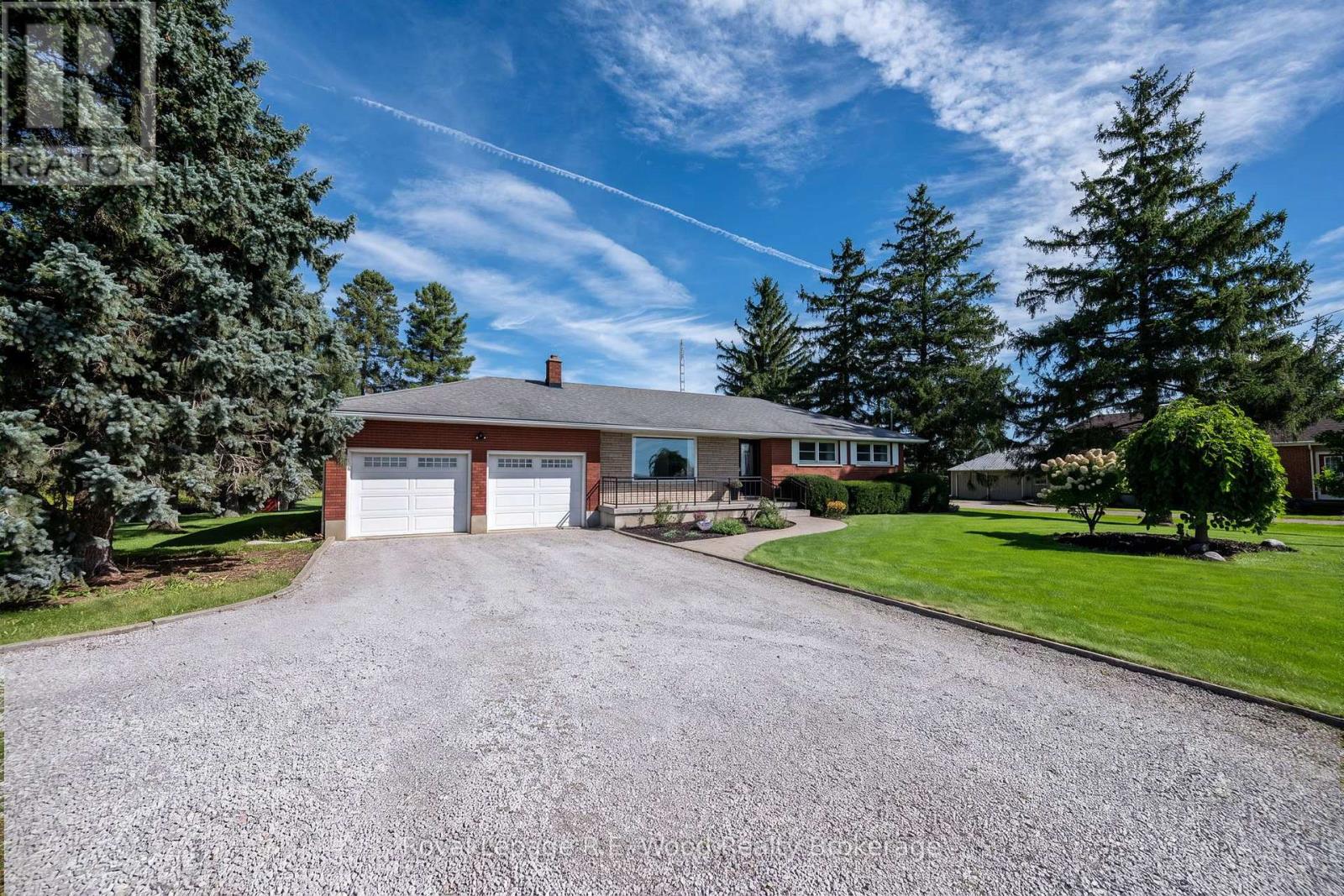 44070 TALBOT STREET, Central Elgin