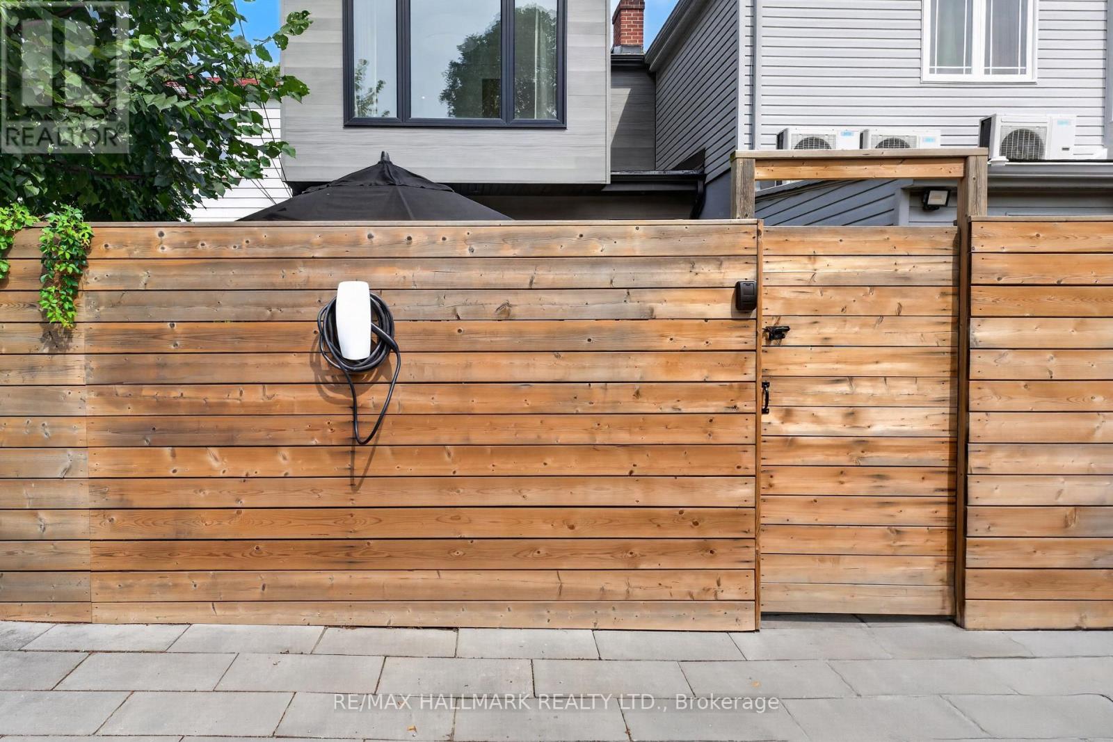 1709 DUNDAS STREET E - 49