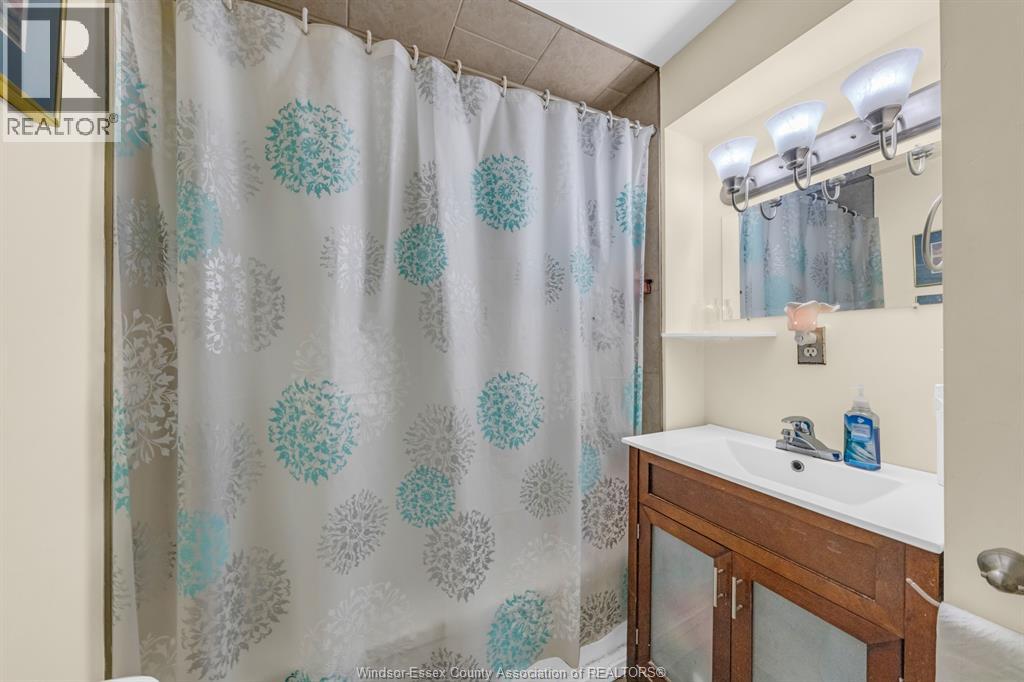 152 DANA DRIVE - 21
