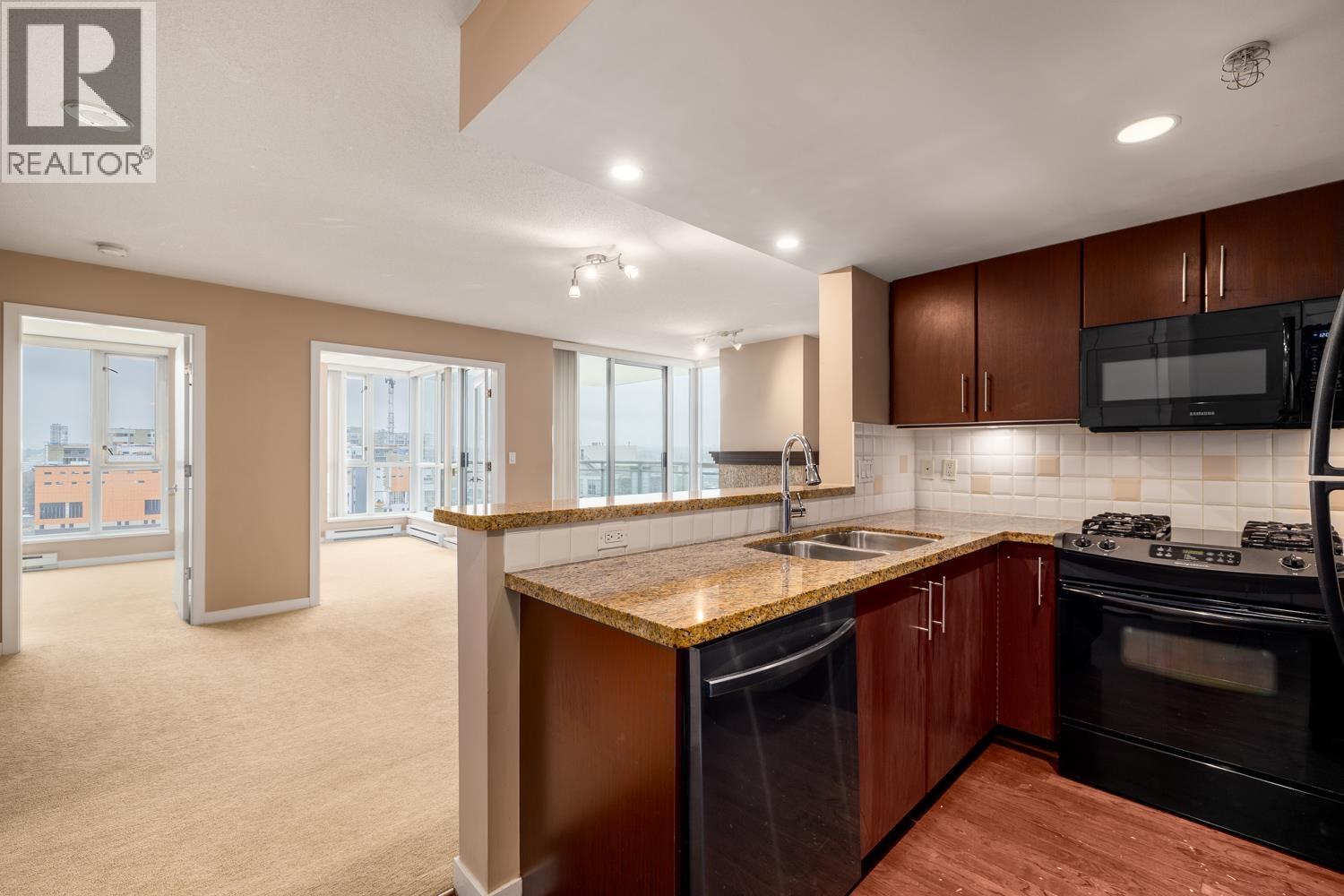 2 Bed, 1 Bath Apartment for Sale in Vancouver – 803 120 MILROSS AVENUE, Vancouver – MLS# R3165033