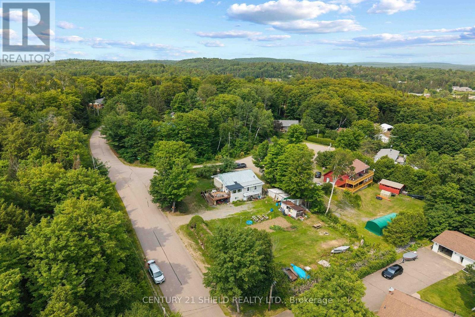 121 MAPLE DRIVE, South Algonquin — photo 3