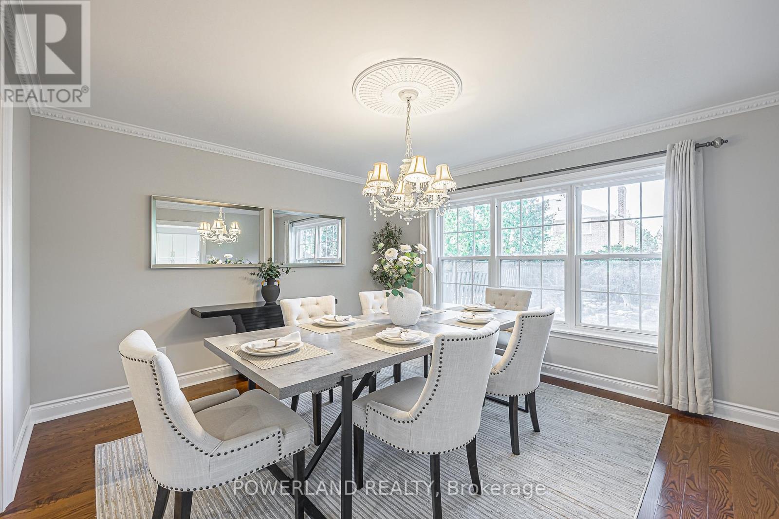 61 ADDINGTON SQUARE - 11