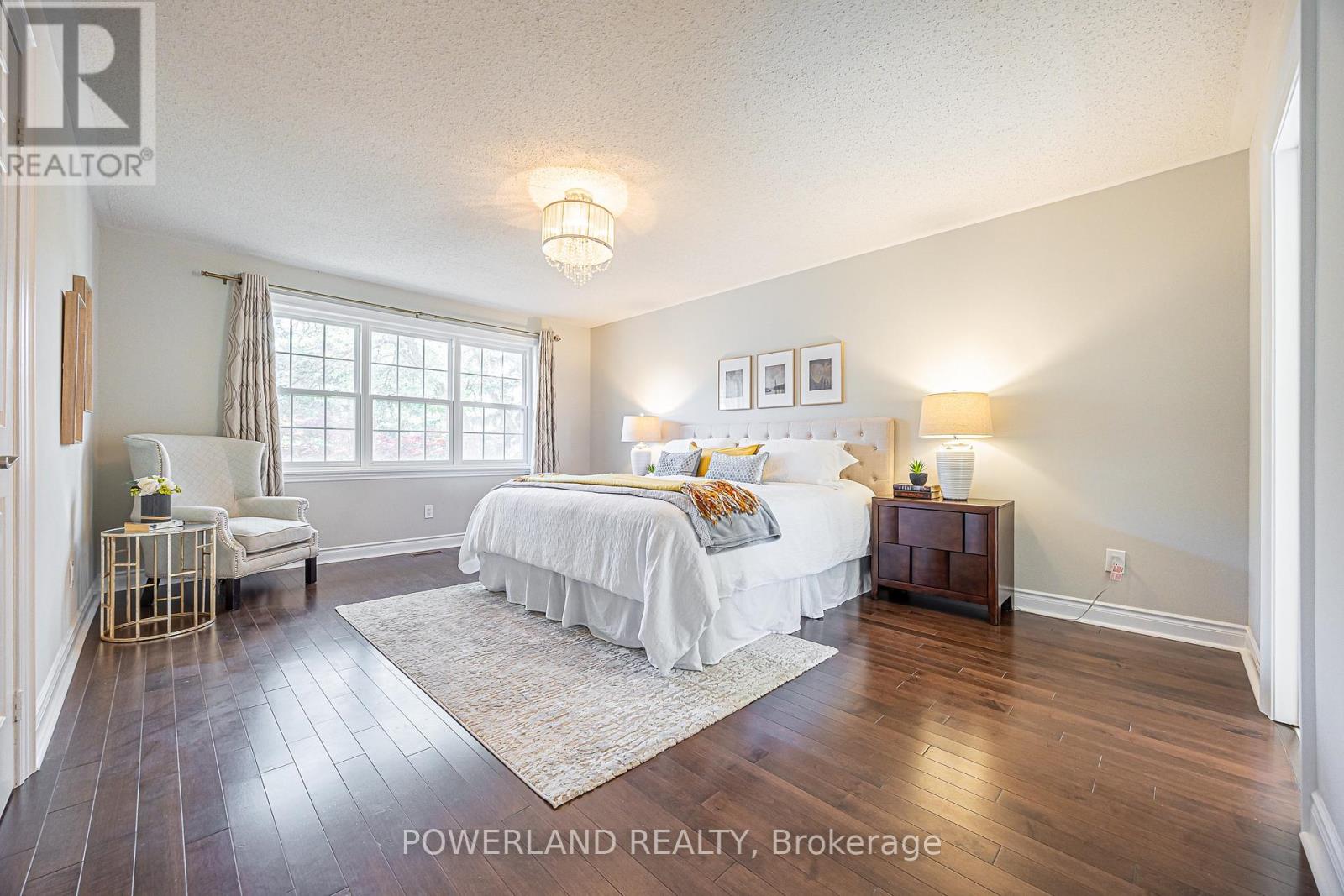 61 ADDINGTON SQUARE - 26