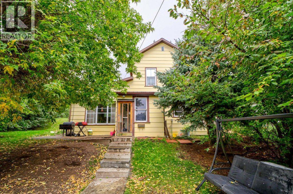 20638 24 Avenue - 1