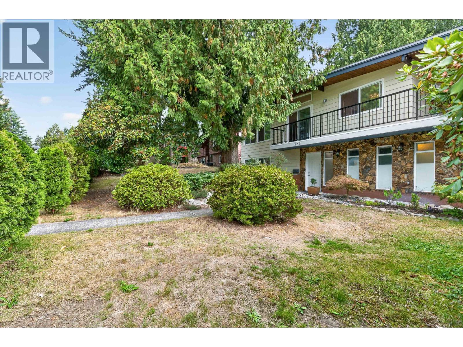 Photo of 469 LAURENTIAN CRESCENT 2