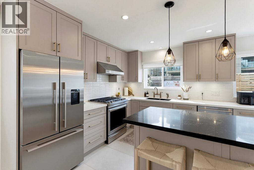 6 Bed, 3 Bath House for Sale in Vancouver – 4921 CHESTER STREET, Vancouver – MLS# R3165090 - Image 11