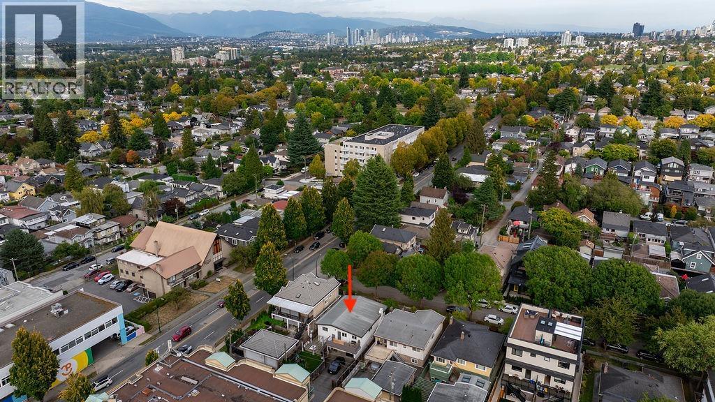 6 Bed, 3 Bath House for Sale in Vancouver – 4921 CHESTER STREET, Vancouver – MLS# R3165090 - Image 38