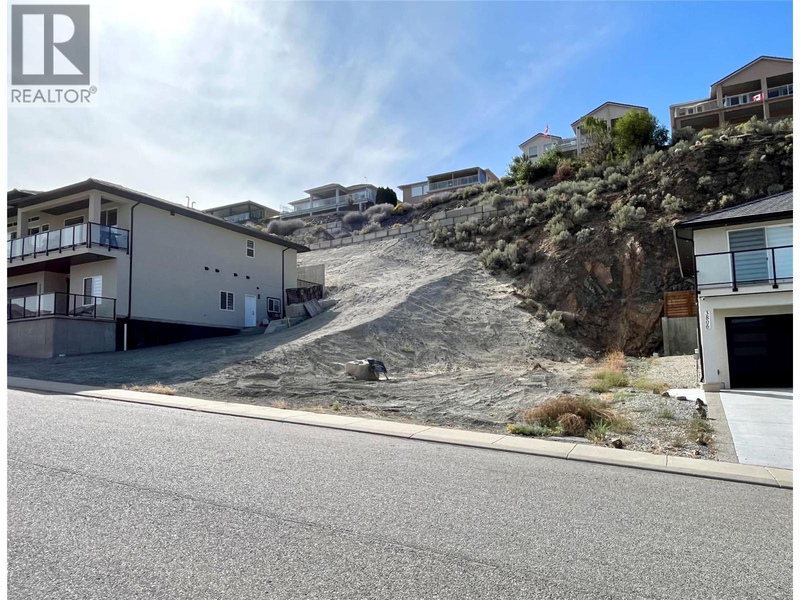 3804 Torrey Pines Drive, Osoyoos