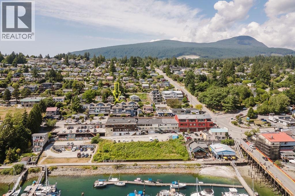 1 292 GOWER POINT ROAD, Gibsons