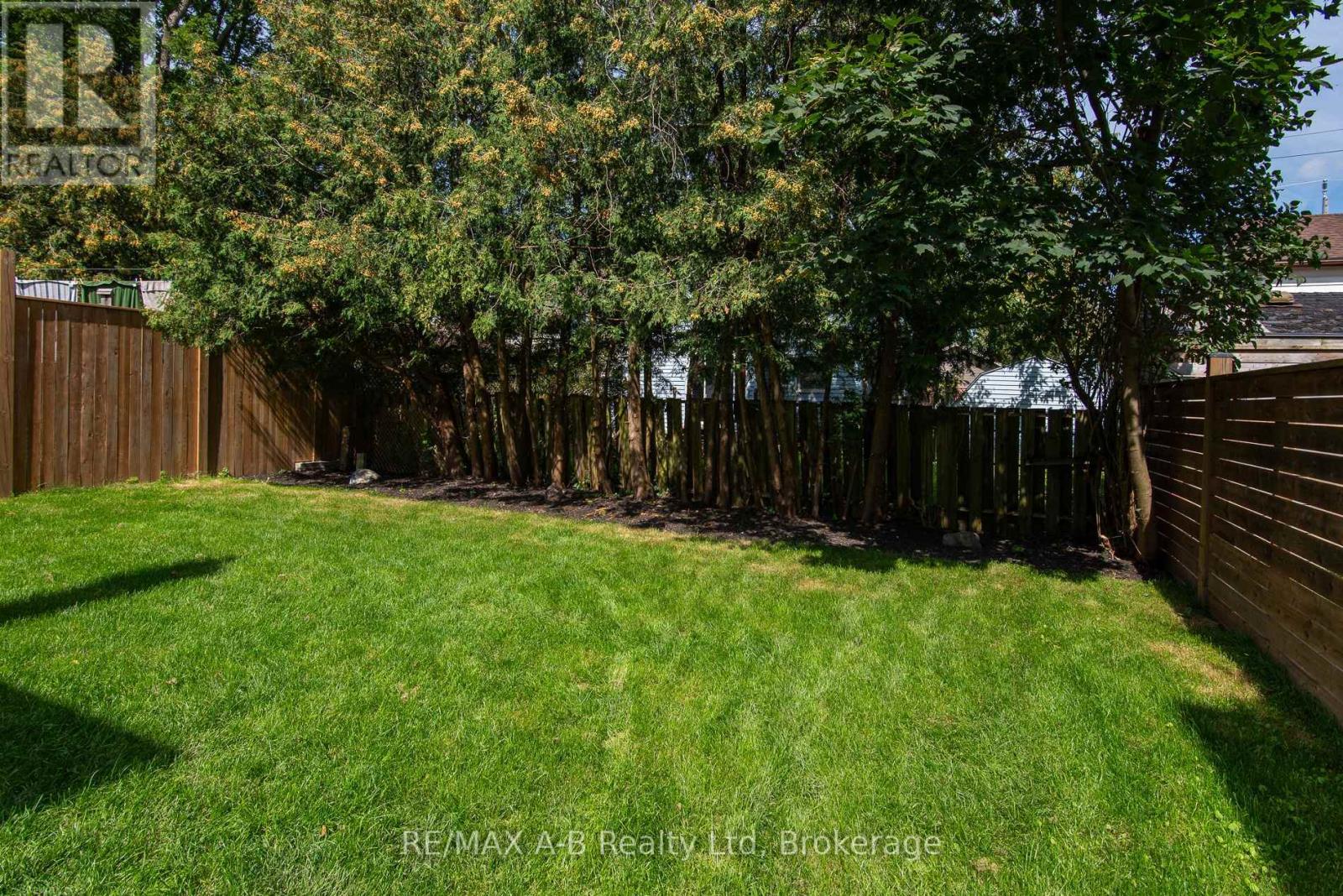 40 EAST GORE STREET, Stratford — photo 6