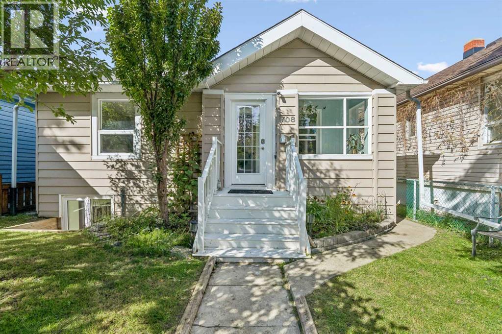 708 18 Avenue NW, Mount Pleasant, Calgary photo 2