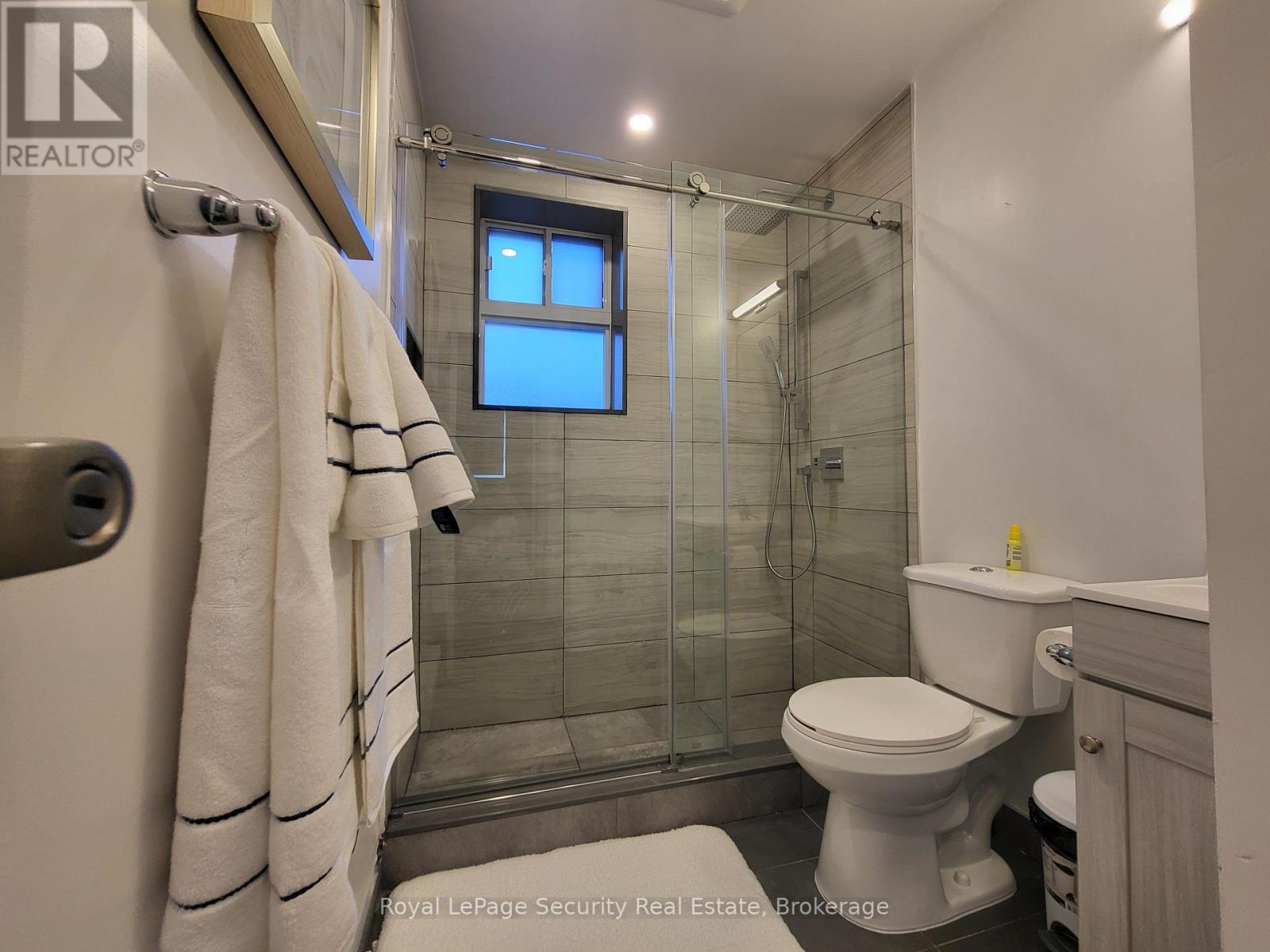 2 - 328 LAKESHORE ROAD, Mississauga (Port Credit) — photo 9