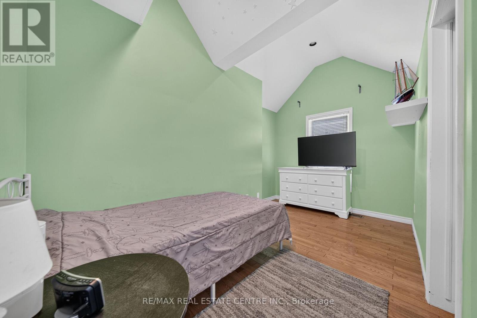 56 EAST 23RD STREET - Image 37