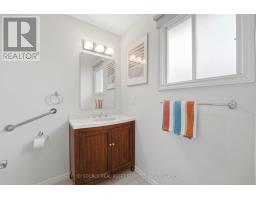 20 Kesteven Crescent, Brampton, ON L6W4E1 Photo 18