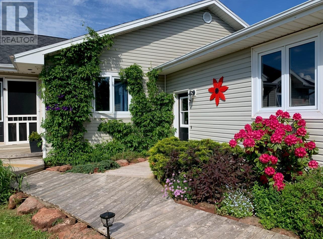218 Richard Douglas Drive, Mermaid — photo 3