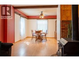 Kitchen - 802 Elgin Street, Wallaceburg, ON N8A3C5 Photo 10