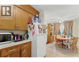 662/664 1 Street Sw, Medicine Hat, AB T1A3Z4 Photo 13