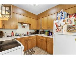 662/664 1 Street Sw, Medicine Hat, AB T1A3Z4 Photo 12