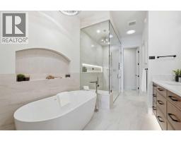 Laundry room - 745 Serenity Bend, Heritage Pointe, AB T1S3X3 Photo 20