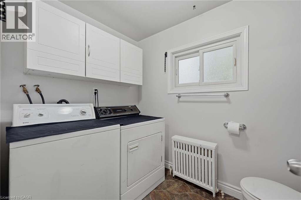 458 DAVIS Street - 35