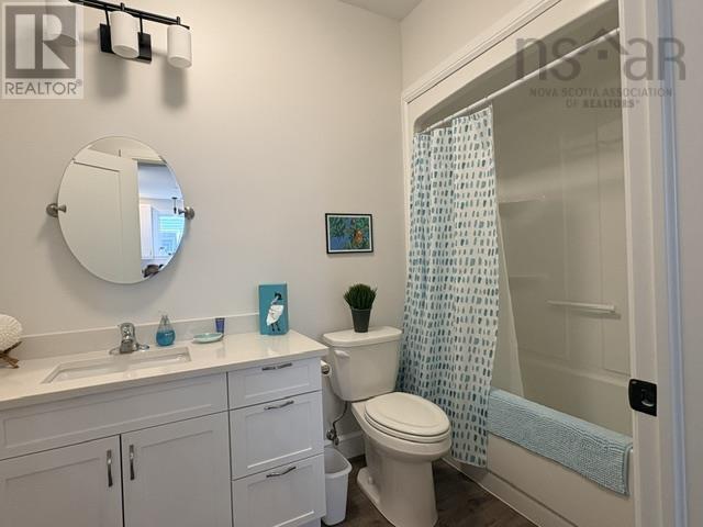 17 232 Thistle Street, Falmouth — photo 3