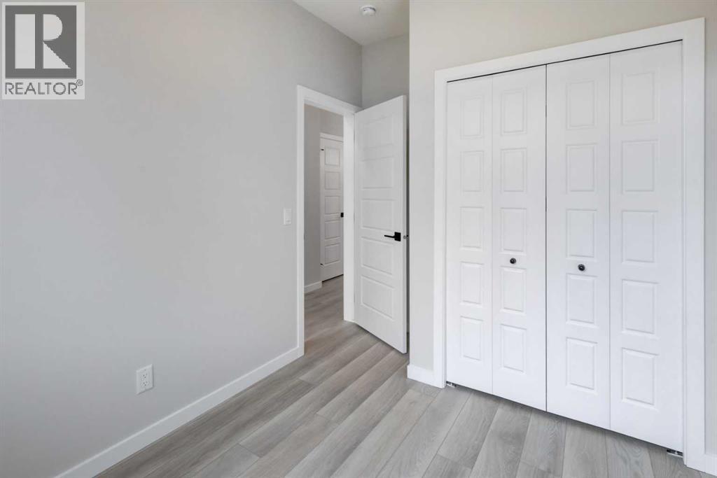2002 Cobblebrook Crescent SW - 11