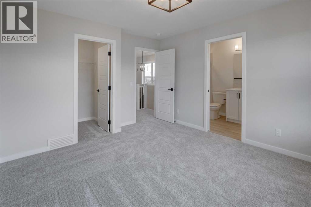 2002 Cobblebrook Crescent SW - 16