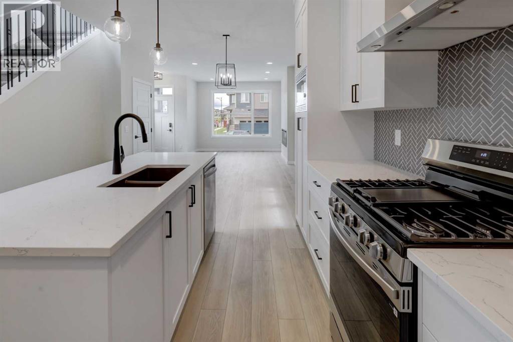 2002 Cobblebrook Crescent SW - 8