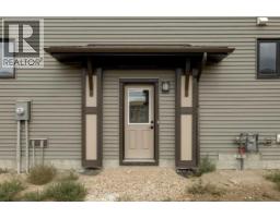 2002 Cobblebrook Crescent SW - photo 28