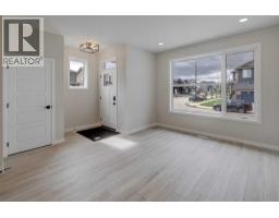 2002 Cobblebrook Crescent SW - photo 5