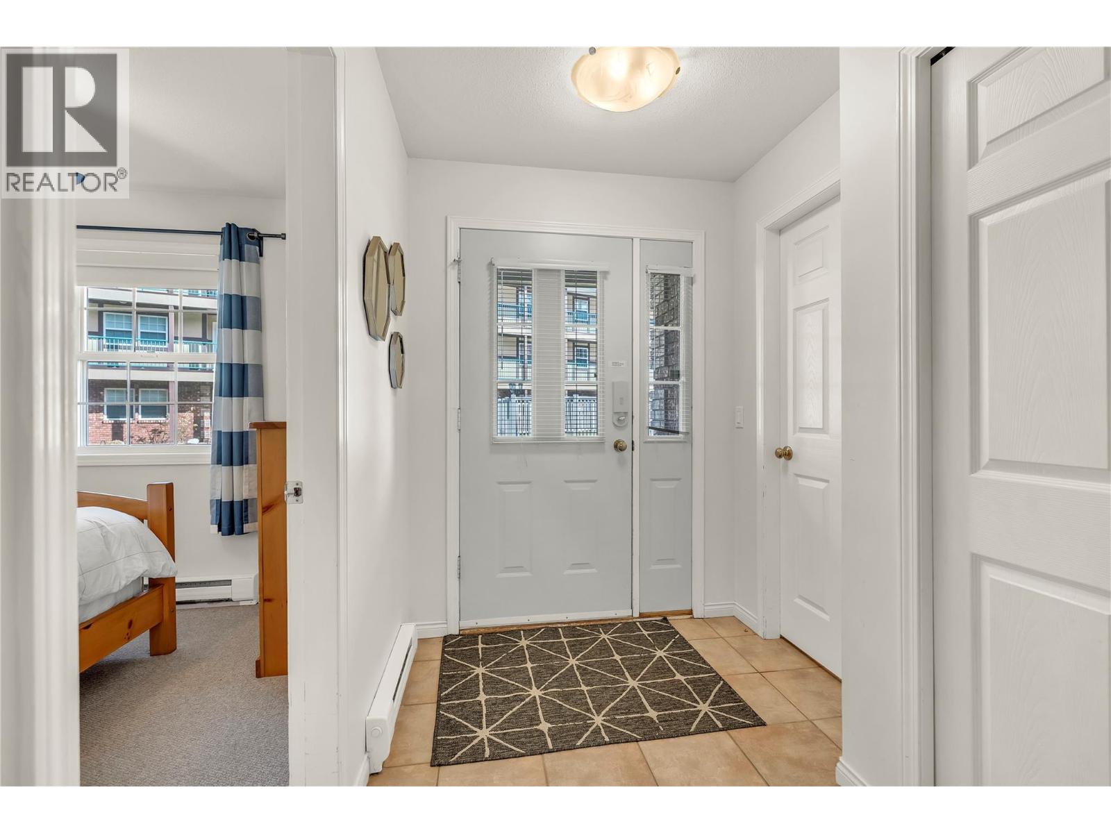 #15 750 Railway Lane - Image 7