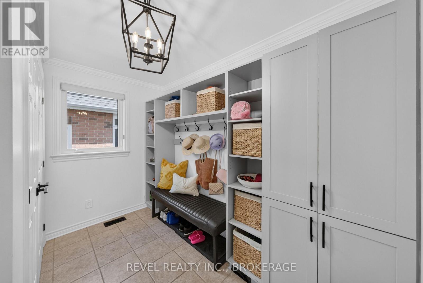 695 FIELDSTONE DRIVE - 12