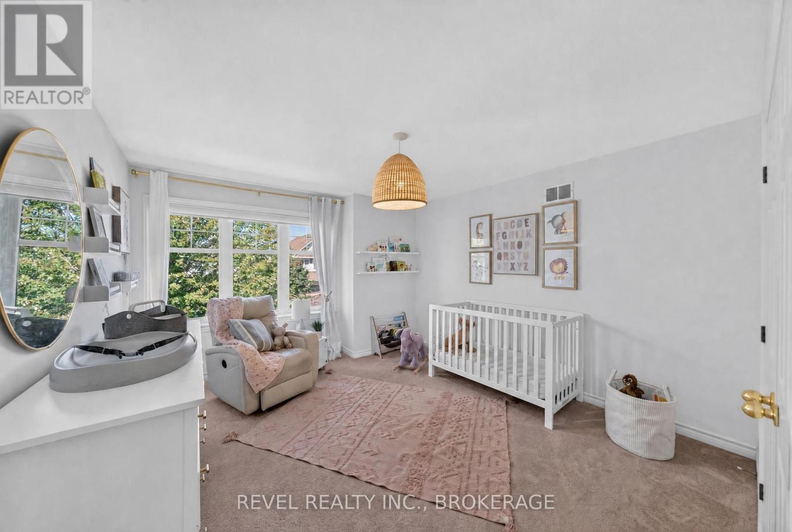 695 FIELDSTONE DRIVE - Image 30