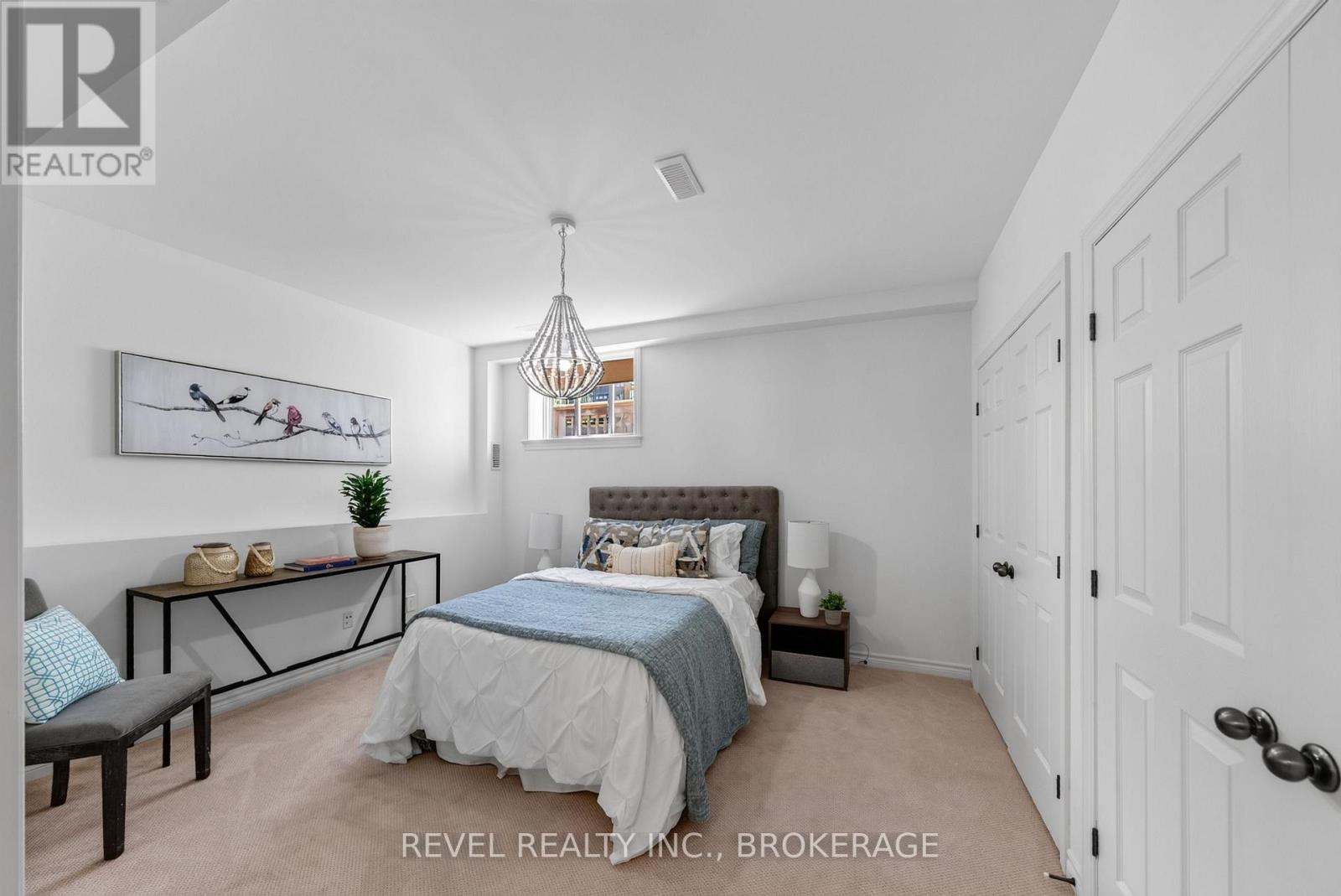 695 FIELDSTONE DRIVE - Image 39