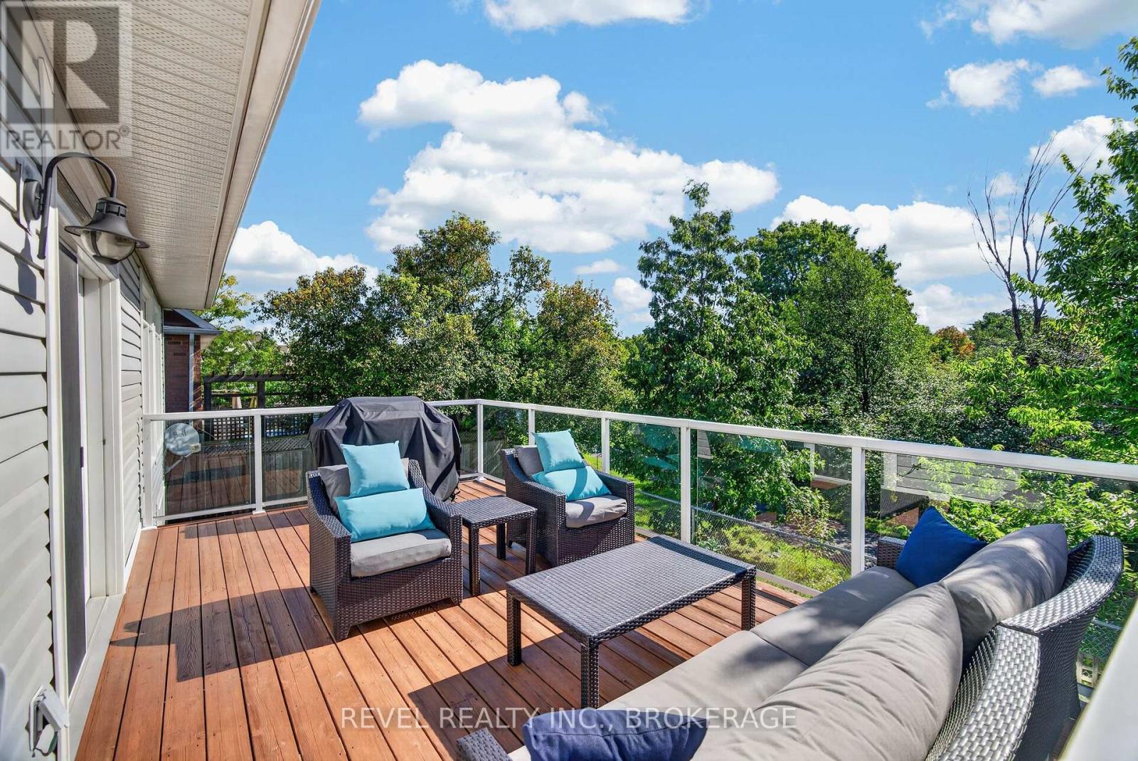 695 FIELDSTONE DRIVE - Image 44