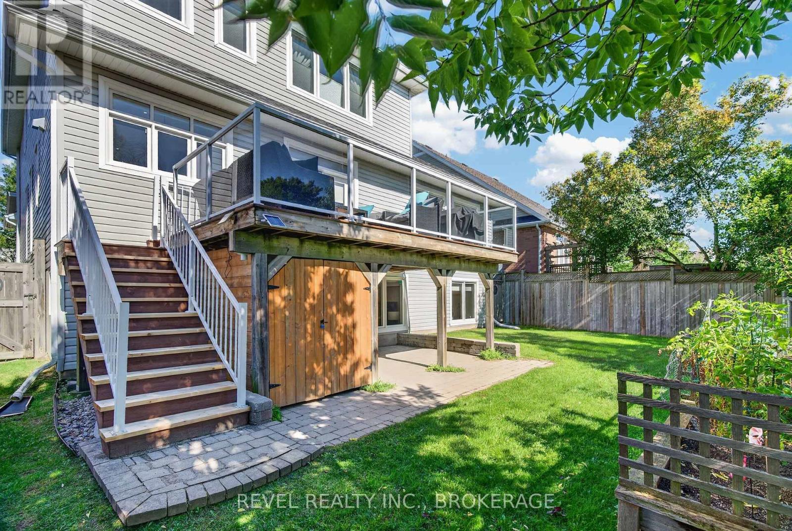 695 FIELDSTONE DRIVE - Image 45