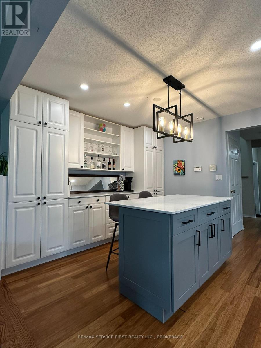 1019 SPRINGFIELD DRIVE - Image 10