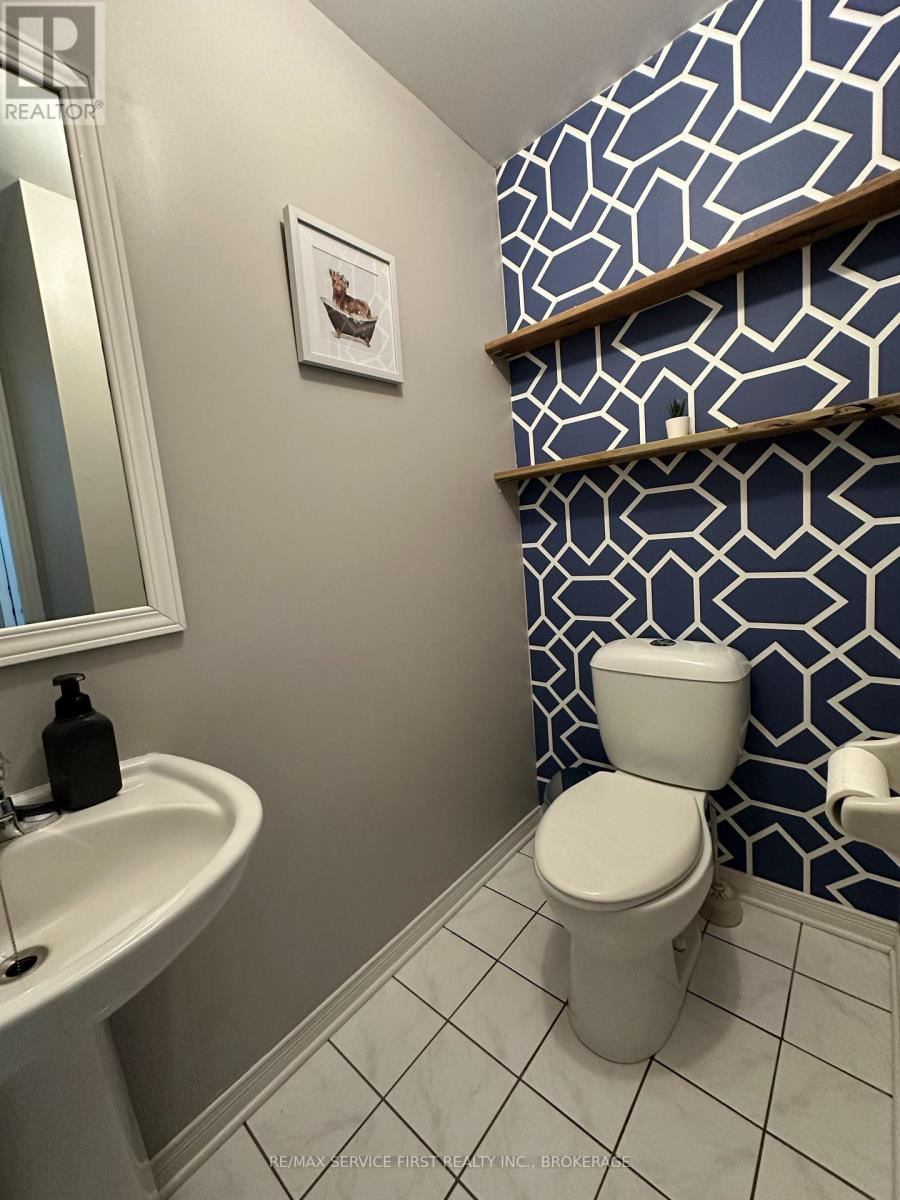 1019 SPRINGFIELD DRIVE - Image 18