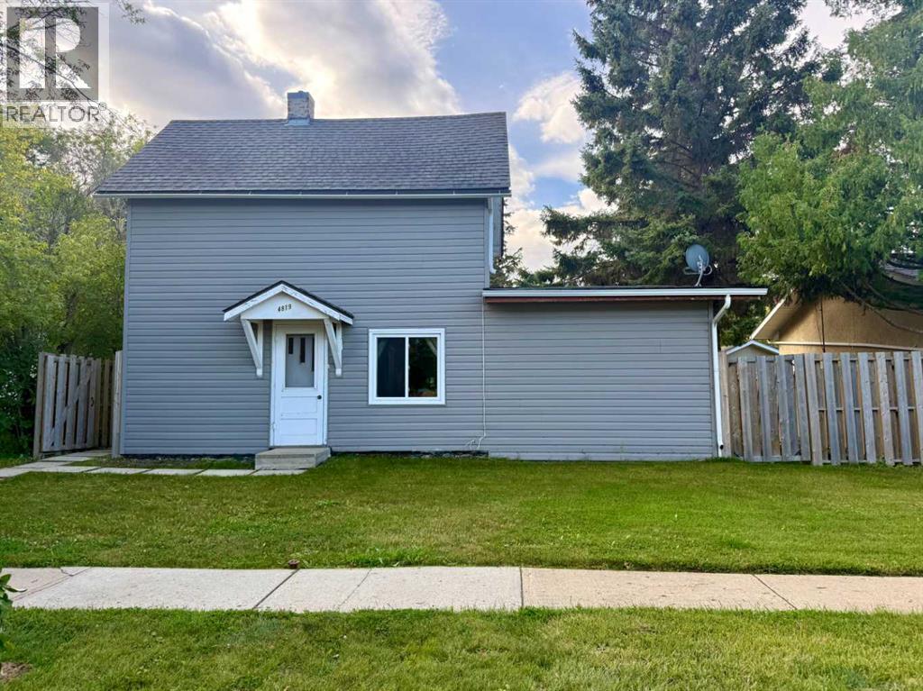 4819 51 Avenue, Vermilion, Alberta, T9X1T6