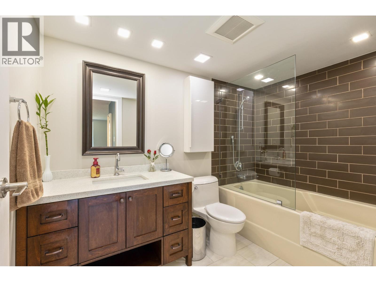 511 1350 VIEW CRESCENT, Delta