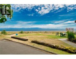 202 3295 Island Hwy W, Qualicum Beach, BC V9K2C6 Photo 30