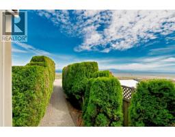 202 3295 Island Hwy W, Qualicum Beach, BC V9K2C6 Photo 31