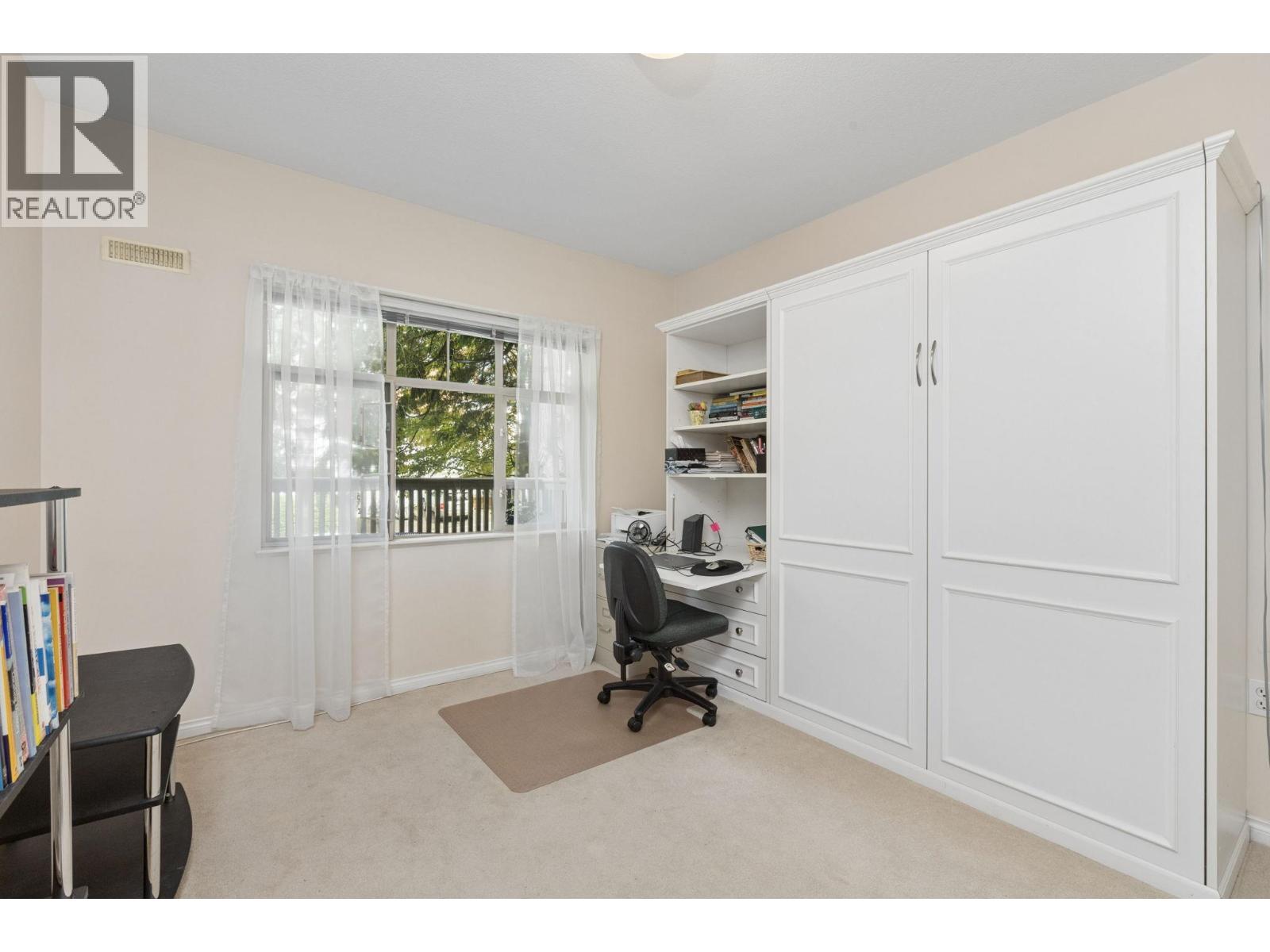 304 2059 CHESTERFIELD AVENUE, North Vancouver — photo 9