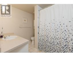304 2059 Chesterfield Avenue, North Vancouver, BC V7M2P4 Photo 10